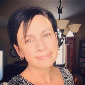 Meet your Posher, Marie-claude